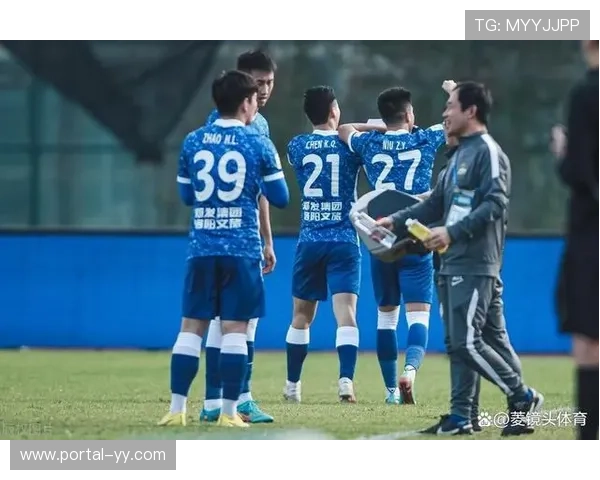 心理因素关键：保级队主场气势如何影响强队发挥